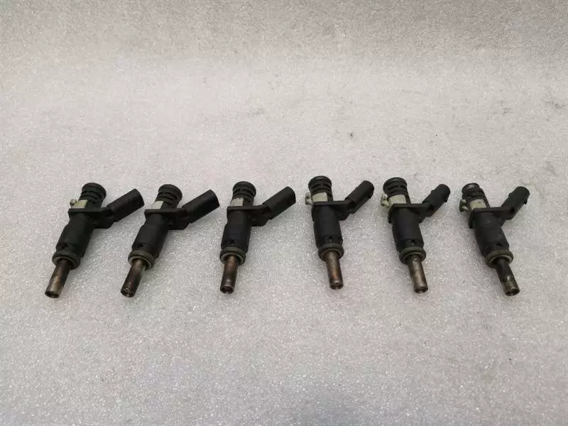 MERCEDES SLK R171 Injector Set of 6 A2720780249 Einspritzdüse Satz M272 V6