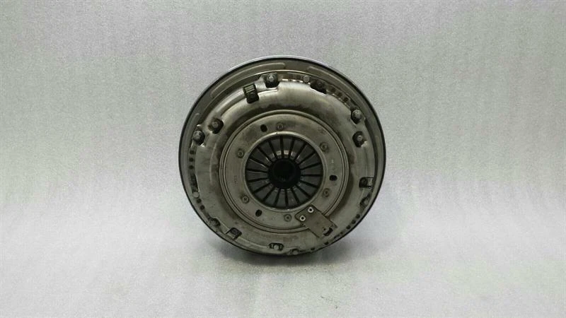 MERCEDES C Class W205 Flywheel A0262501401 ANLASSERKRANZ ZAHNKRANZ