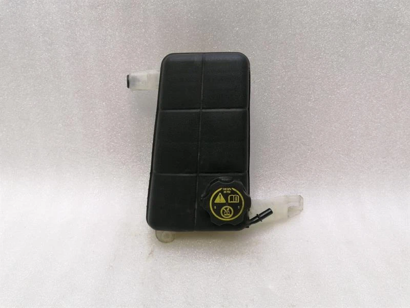 CHEVROLET CORVETTE C7 Z51 Expansion Tank 22786835 Ausgleichbehälter Kühlwasser