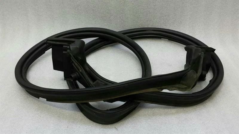 MERCEDES SLK R172 Boot lid Seal ruber A1727500098 Koferaum Dichtrahmen