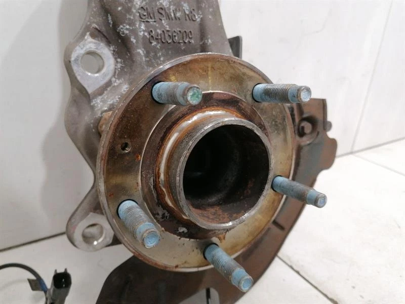 CHEVROLET CORVETTE C7 Right Front Hub 84506879 Radlagergehäuse Vorne Rechts - Image 2