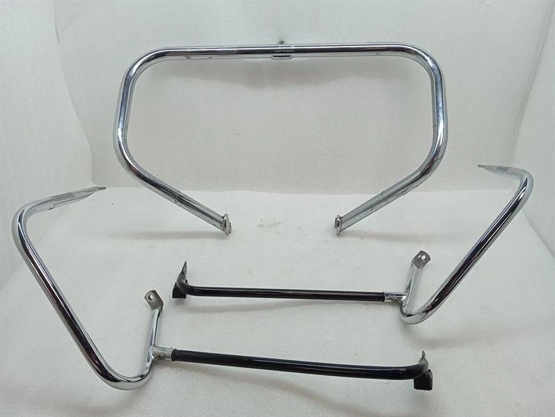 HARLEY-DAVIDSON TOURING ENGINE SADDLEBAG GUARD 49184-97 Motorschutzbügel 97-08