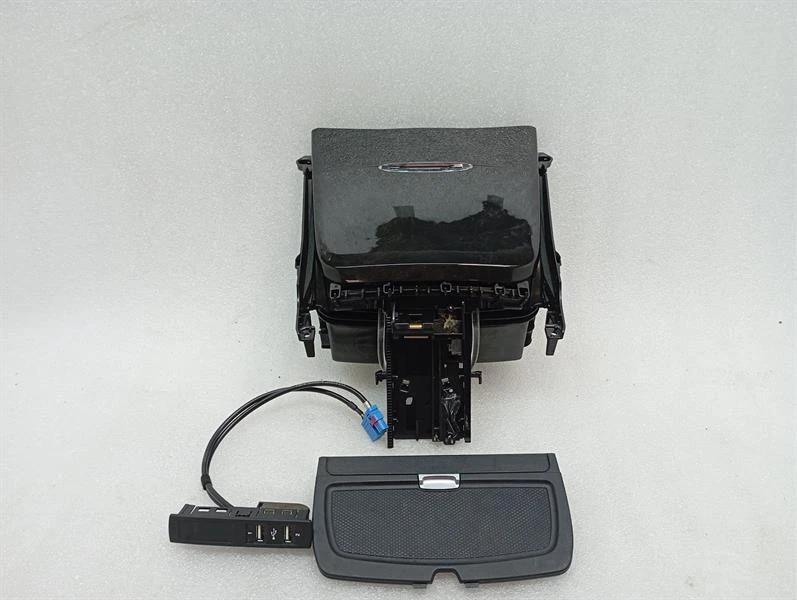 MERCEDES CL W217 Cup holders A2226804201 Becherhalter Halter