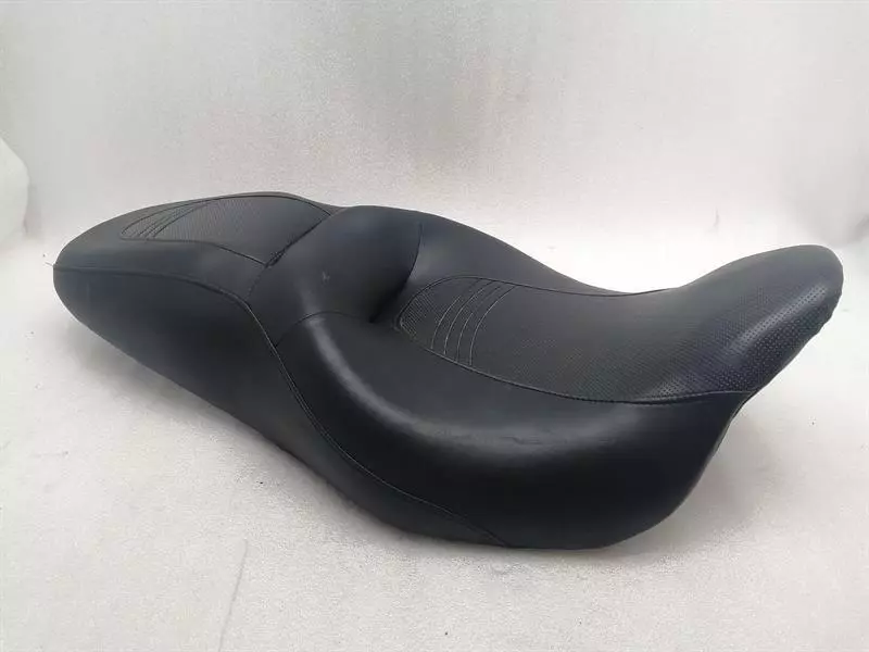 HARLEY-DAVIDSON ROAD GLIDE FLTRXS Seat 52320-11 Sitz