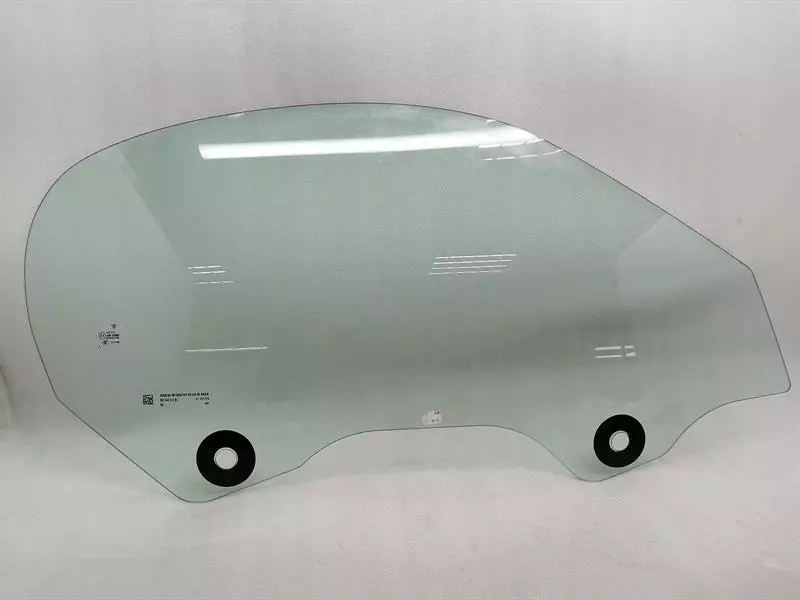 PORSCHE BOXSTER SPYDER 718 Right Front Door Glass 98154251202 Türscheibe Rechts