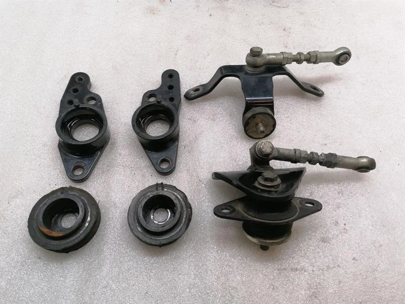 HARLEY-DAVIDSON FLHTCUI Engine Mount Bracket 16316-99 Halter Träger 16207-79D
