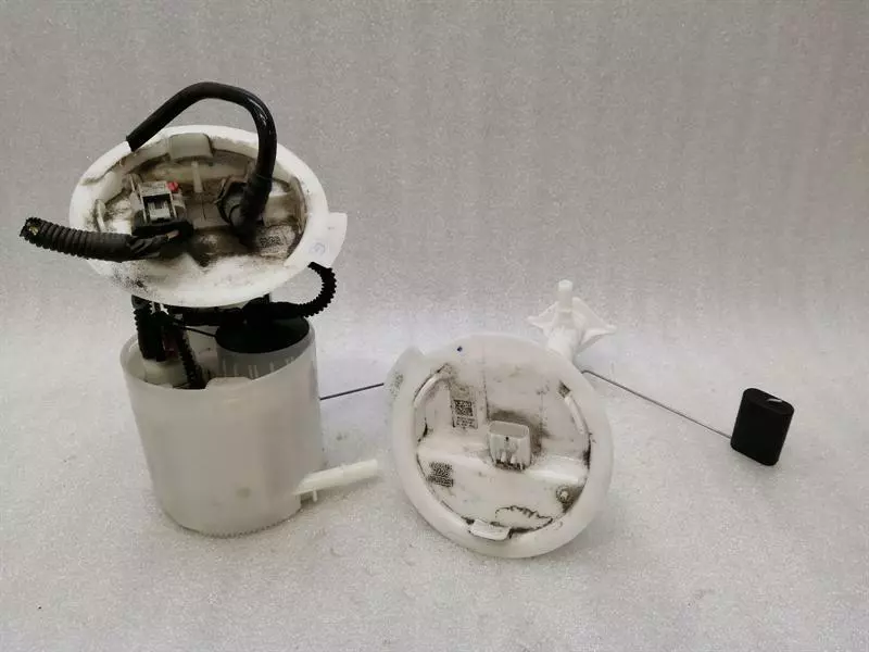FORD MUSTANG MK6 S550 Fuel Pump Electric FR3C-9H307-BD Kraftstoffpumpe