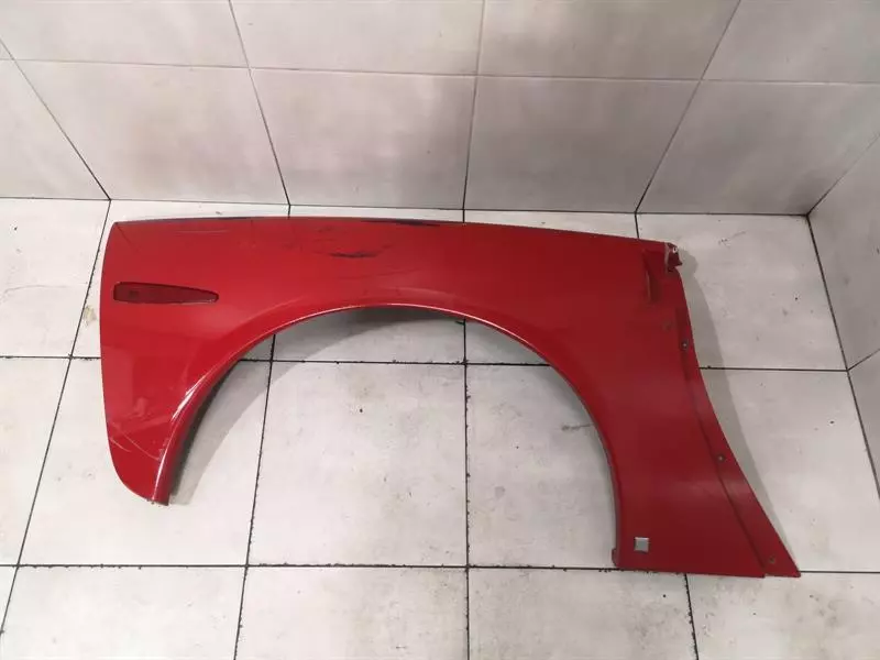 CHEVROLET CORVETTE C6 Rear Right Wing 22813552 Vorne Rechts Kotflügel
