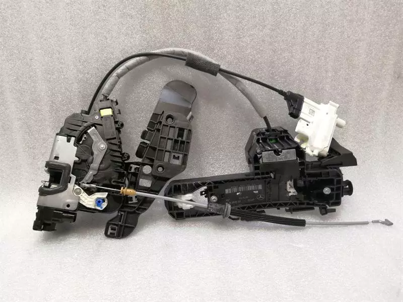 MERCEDES GLS X166 RIGHT Door lock A0997201801 Türschloss VORNE RECHTS SOFT CLOSE