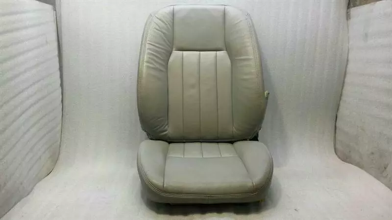 MERCEDES C Class W204 Left Seat A2049103747 Sitz Links Vorne Leder Leather