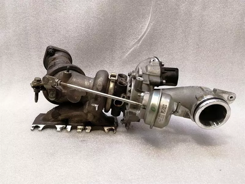 MERCEDES C43 AMG W205 Left Turbo Charger A2760903380 Turbolader Links M276