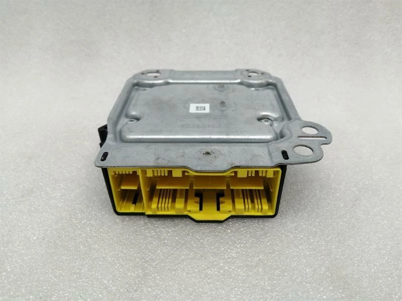 JEEP GRAND CHEROKEE WK2 MK4 Safety Module ECU 68250907AB Airsteuergerät SRS