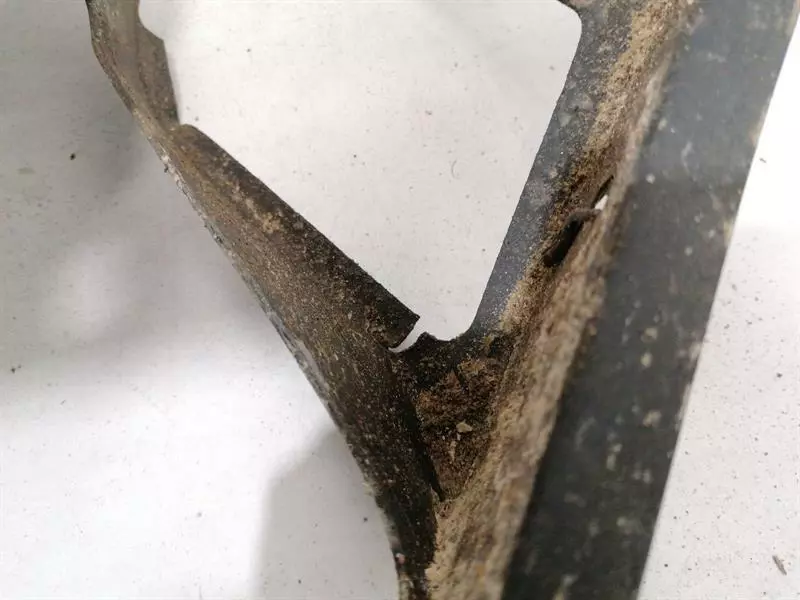 CHEVROLET CORVETTE C6 Wheel arch liner 15874590 RADLAUFABDECKUNG Recht Hinten - Image 4