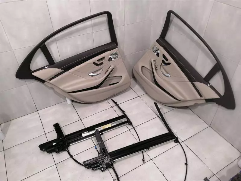 MERCEDES S W222 Door card Rear SET A2228100120 Türverkleidung DESIGNO ROLLO 8R23