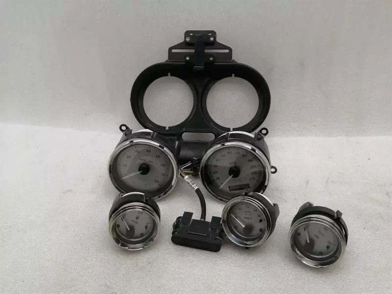 HARLEY-DAVIDSON ROAD GLIDE FLTRX Instrument cluster 67261-08 Speedometer MPH