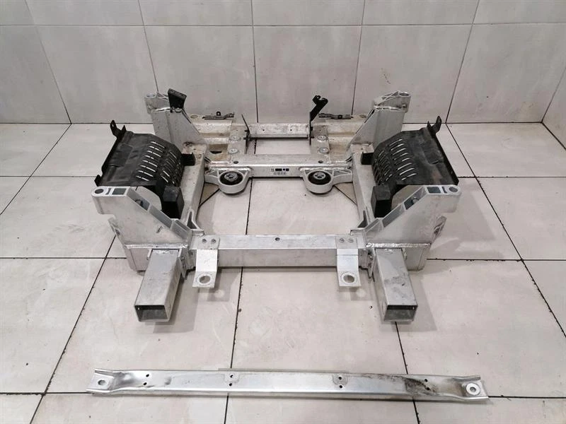 JAGUAR i-PACE X590 EV400 Beam Subframe Front J9D3-5C145-AE Vorderachsträger AXLE