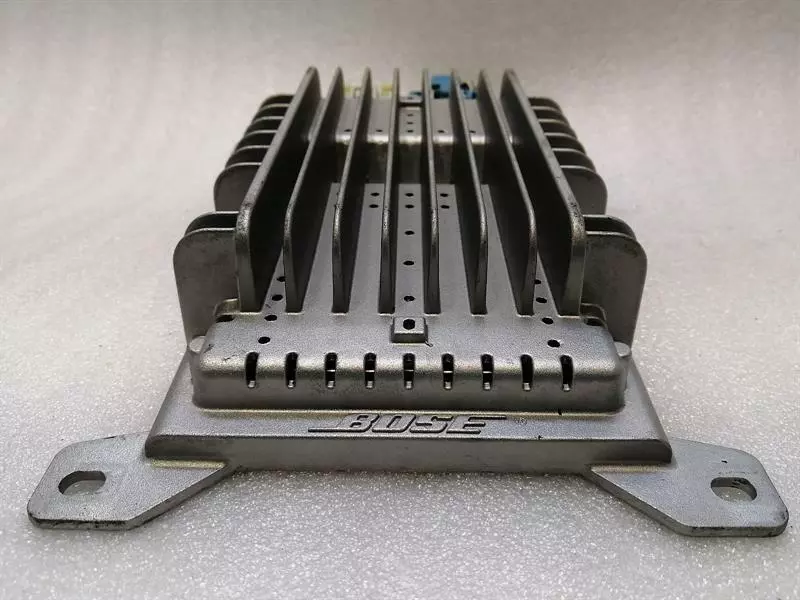 CHEVROLET CORVETTE C6 Amplifier 15270621 Verstärker BOSE - Image 4