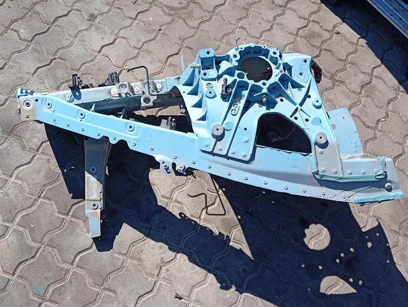 PORSCHE TAYCAN 9J Left Front Chassis Leg 9J1805139Y Links Vorne Radhaus