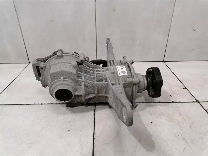 MERCEDES A35 AMG W177 Rear Diff A2473502503 Differential Hinten 2.438