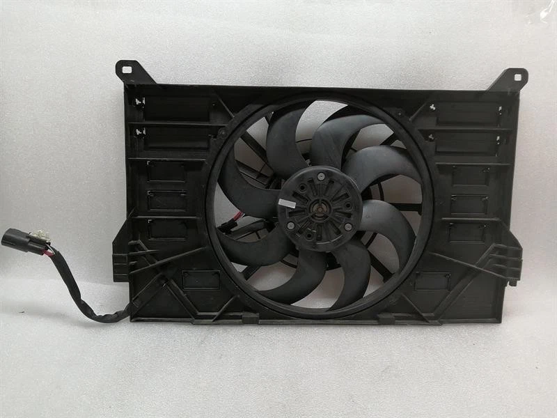 JAGUAR i-PACE X590 EV400 Radiator Fan J9D3-8C607-AC Lüfter Elektrolüfter