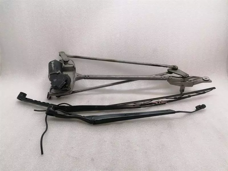 CHEVROLET CORVETTE C6 Front Wiper Motor 15147565 Wischermotor Vorne
