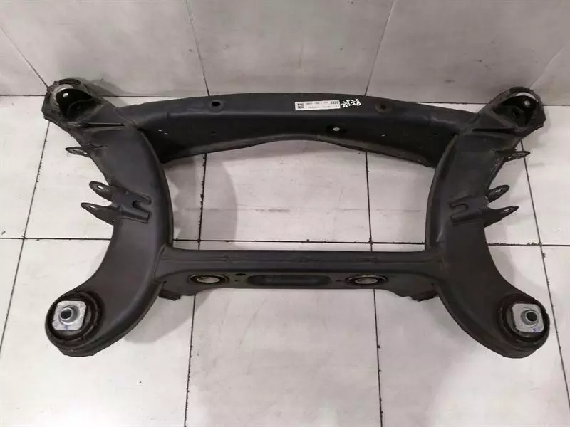 MERCEDES C43 AMG C205 W205 Subframe Rear A2053500514 Achsrahmen Hinterachse