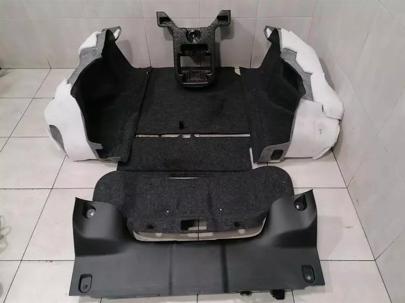 FORD MUSTANG MK5 S550 SHELBY GT350  BOOT LID Cover FR3Z-6111600-AA Kofferraum