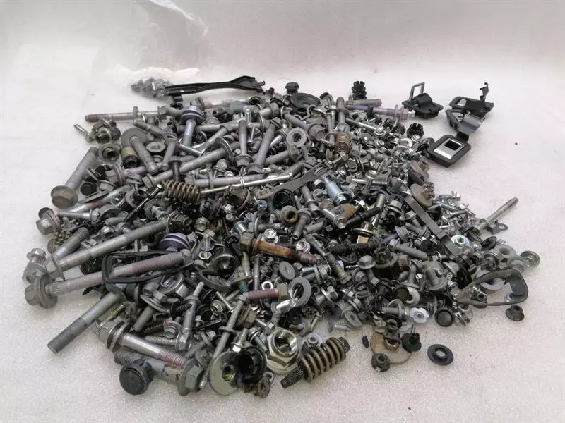 LEXUS RC F TRACK XC10 SCREWS BOLTS FROM ONE CAR SET SATZ SCHRAUBEN