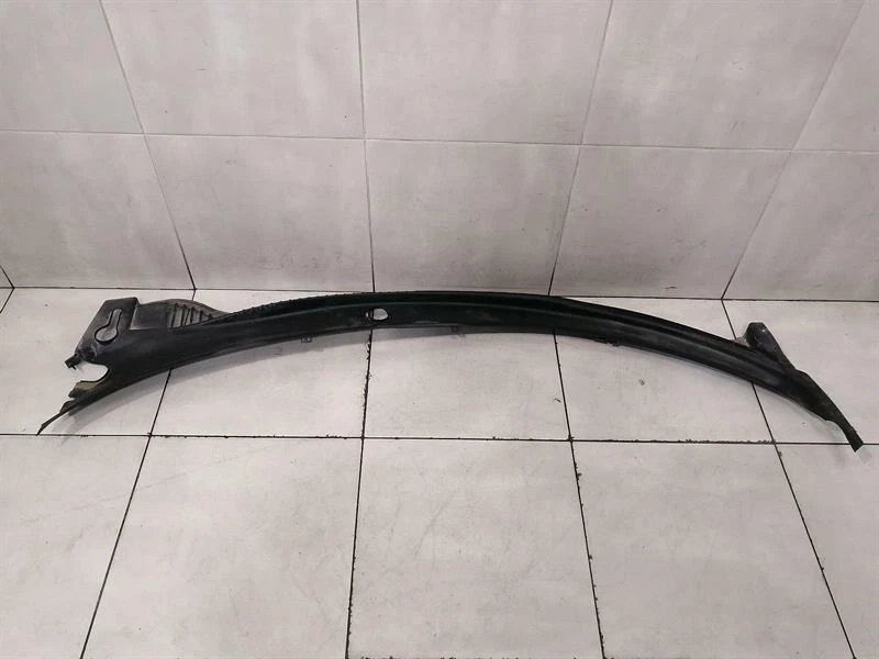 CHEVROLET CORVETTE C6 Front Windshield Cowl Panel 15822873 Windlauf Verkleidung