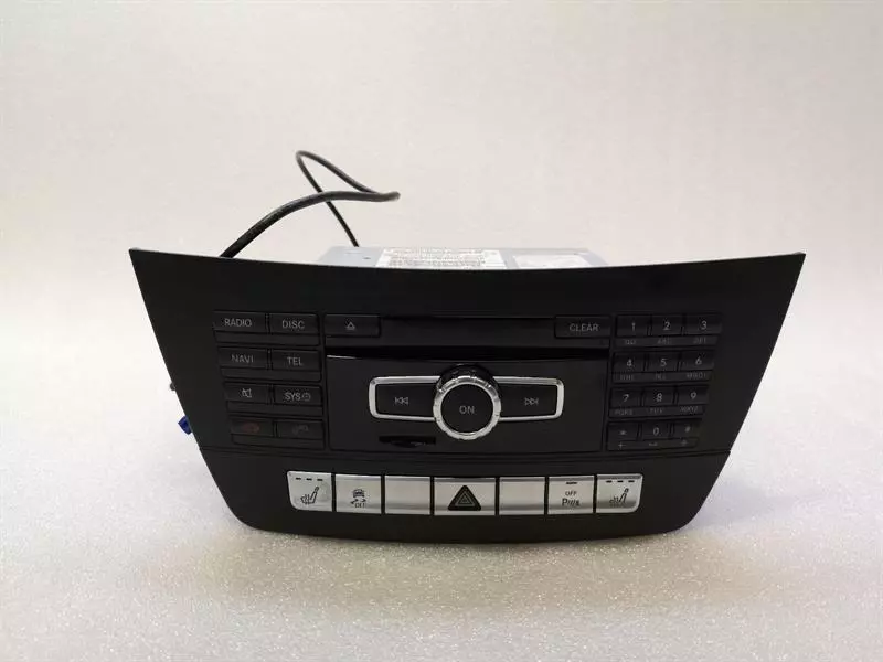 MERCEDES C W204 CD player A2049004714 Audiosystemkontroller COMAND HIGH ECE