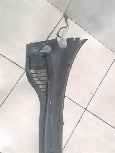 CHEVROLET CORVETTE C6 15242376 Abdeckung Scheibenwischer Windshield Cowl Panel - Image 3