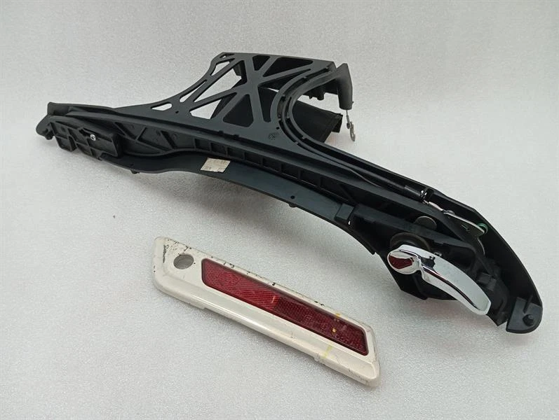 HARLEY-DAVIDSON LEFT SIDE LATCH CHROME FACEPLATE SaddleBag 90200521 Satteltasche