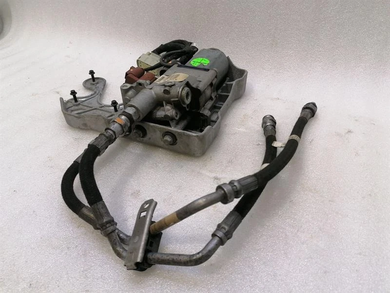 CHEVROLET CORVETTE C7 Oil Pump Diff 23386872 Ölpumpe Ölzusatzpumpe HINTERES DIFF - Image 3