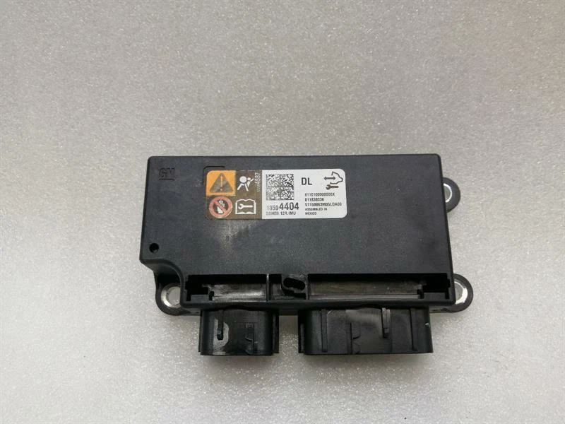 CHEVROLET CORVETTE C7 Z06 Safety Module ECU 13594404 Airsteuergerät SRS