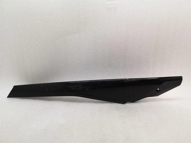 CHEVROLET CORVETTE C7 23163510  Right WINDSHIELD OUTER COVER Abdeckung Rechts