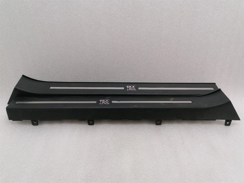NISSAN GT-R R35 Door Sill 769B1JF00A Einstiegsleiste