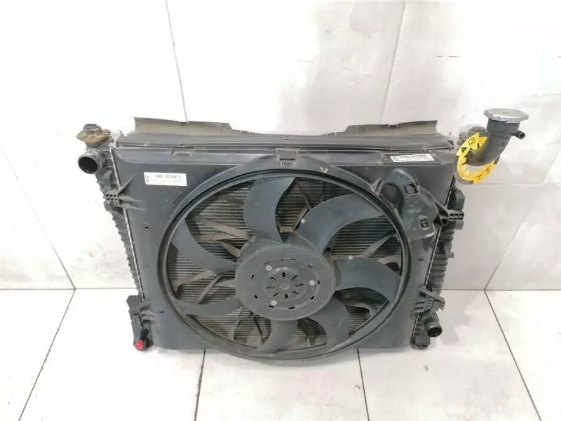 JEEP GRAND CHEROKEE WK2 MK4  Fan radiator 52014787AC kühlerpaket Lüfter SRT 6.4
