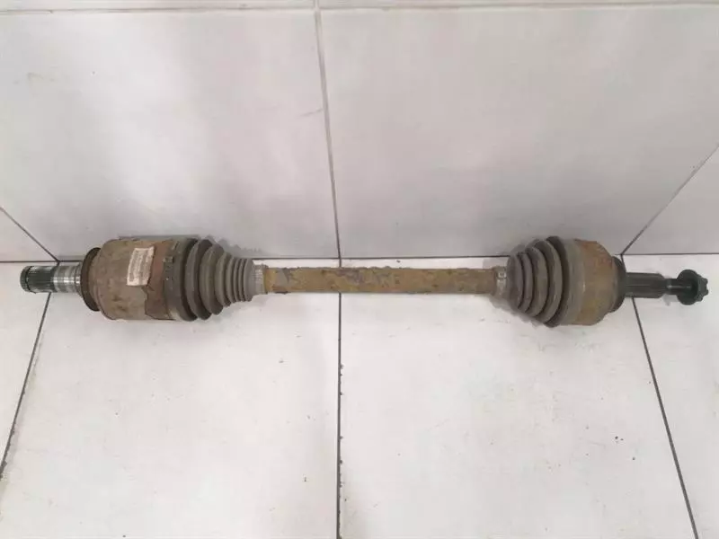 JEEP GRAND CHEROKEE WK2 SRT8 Antriebswelle Hinten Re 68193667AA RRH Drive Shaft