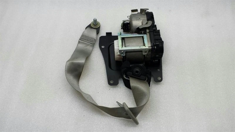 MERCEDES S-class W220 Right Front seatbelt A2208602485 Sicherheitsgurt Vorne RE
