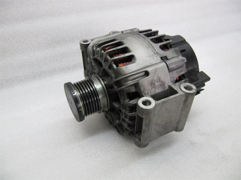 MERCEDES C Class C200 CGI Alternator A0009063000 Lichtmaschine E220 C220 W204