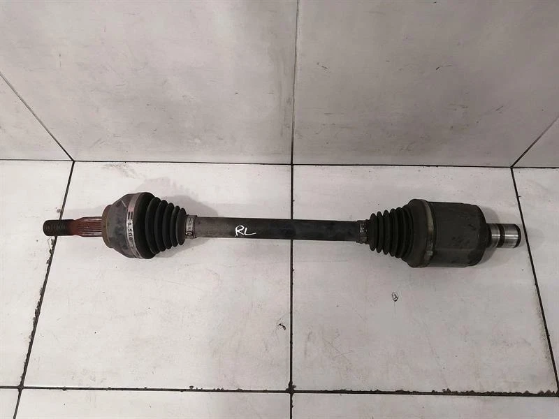 CHEVROLET CORVETTE C6 Rear Drive Shaft 25941372 Antriebswelle Hinten