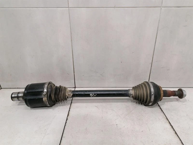 CHEVROLET CORVETTE C6 Left Rear Drive Shaft  25941372 Antriebswelle Hinten Links