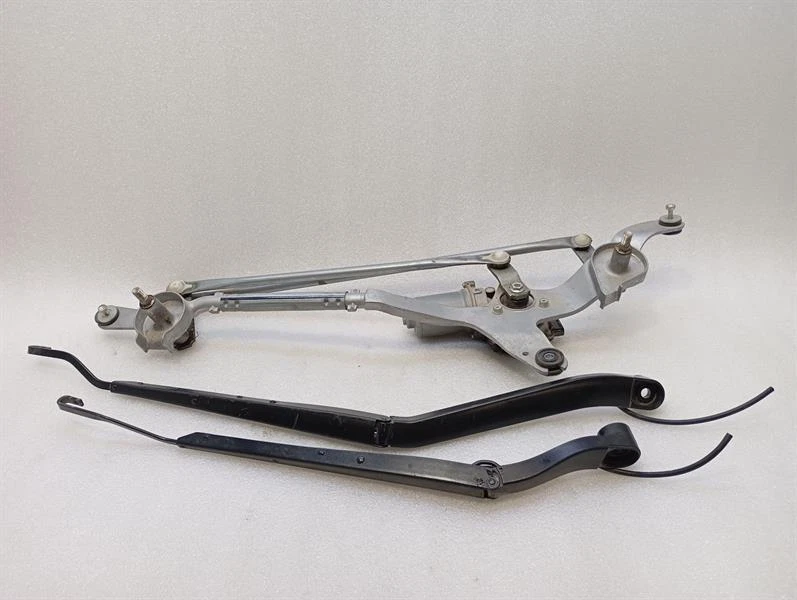 CHEVROLET CORVETTE C8 Front Wiper Linkage 84640527 Wischermotor Vorne