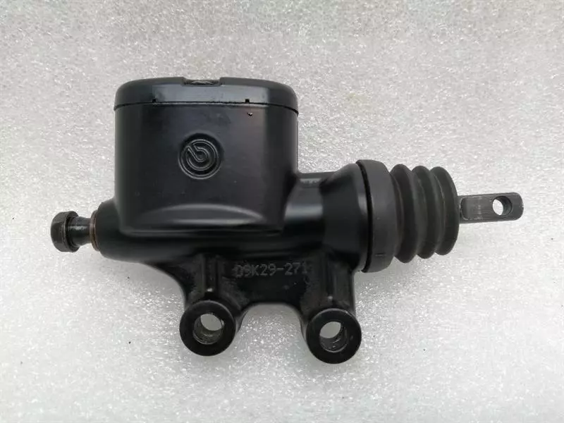HARLEY-DAVIDSON STREET GLIDE Brake Master Cylinder 41700028A Hauptbremszylinder