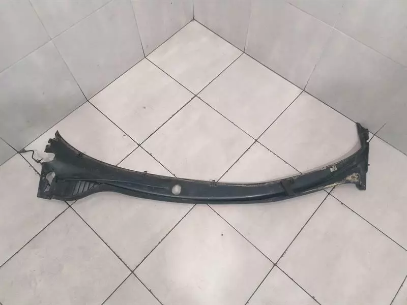 CHEVROLET CORVETTE C6 15242376 Abdeckung Scheibenwischer Windshield Cowl Panel - Image 2