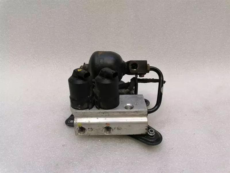 MERCEDES S W220 Rear Hydraulic valve A2203200358 Hydraulikventil Hiinten ABC