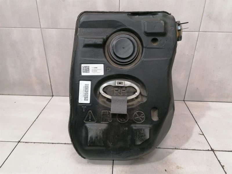 CHEVROLET CORVETTE C7 Fuel Tank 84037299 Kraftstofftank Right Rechts