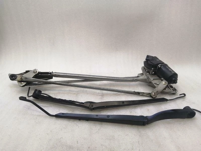 CHEVROLET CORVETTE C6 Front Wiper Motor 15147565 Wischermotor Vorne