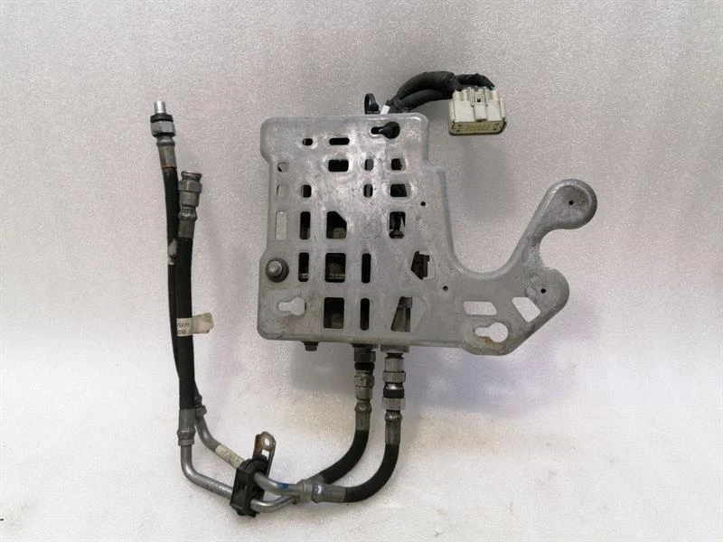 CHEVROLET CORVETTE C7 Oil Pump Diff 23386872 Ölpumpe Ölzusatzpumpe HINTERES DIFF - Image 6