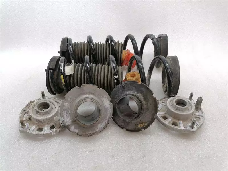 CHEVROLET CORVETTE C8 Coil Spring Rear 84747906 Fahrwerksfeder feder hinten